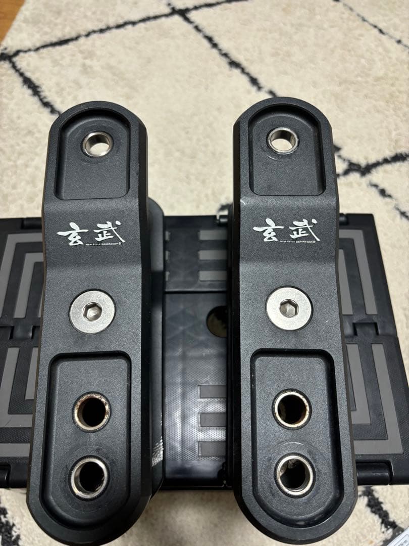 ハイエース　玄武　リフトアップシャックル