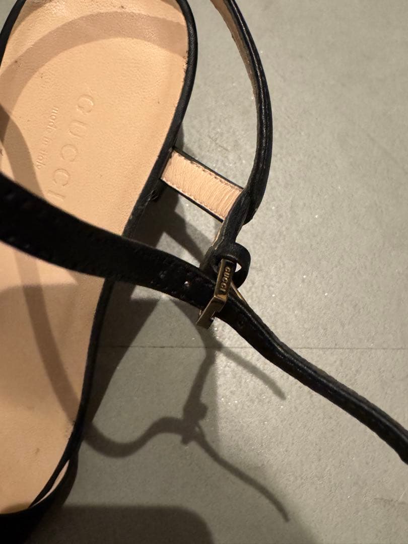 GUCCI ブラック ハイヒールサンダル