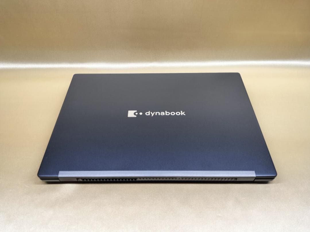東芝　Dynabook G83/KW　高性能　2023年モデル(K-207)