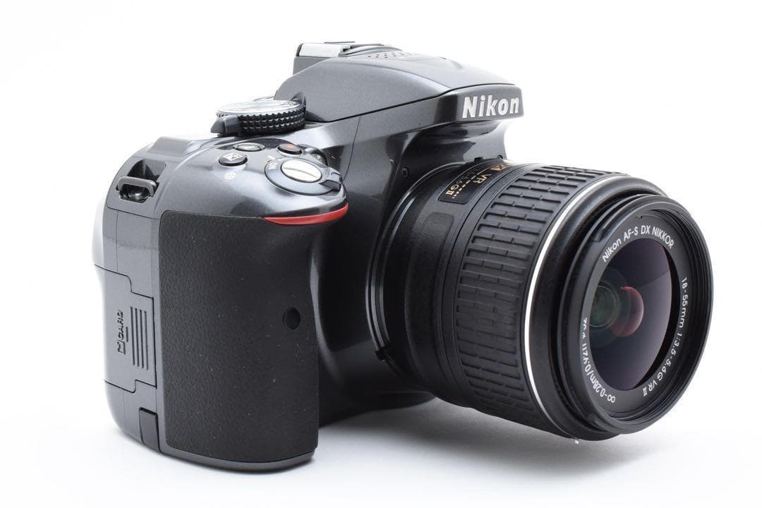 ニコン D5300☆一眼レフカメラ☆S数僅か200回☆Wi-Fi☆グレー