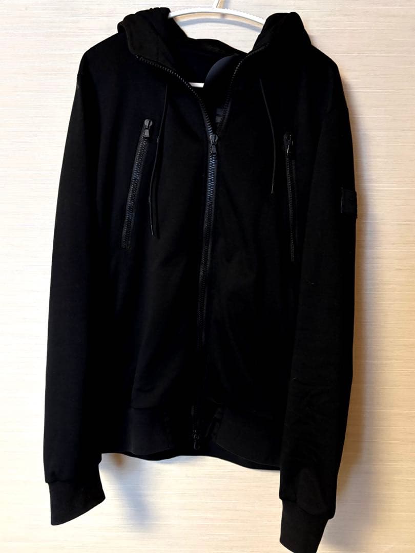 極美品　TATRAS タトラス ブラック パーカー ブルゾン