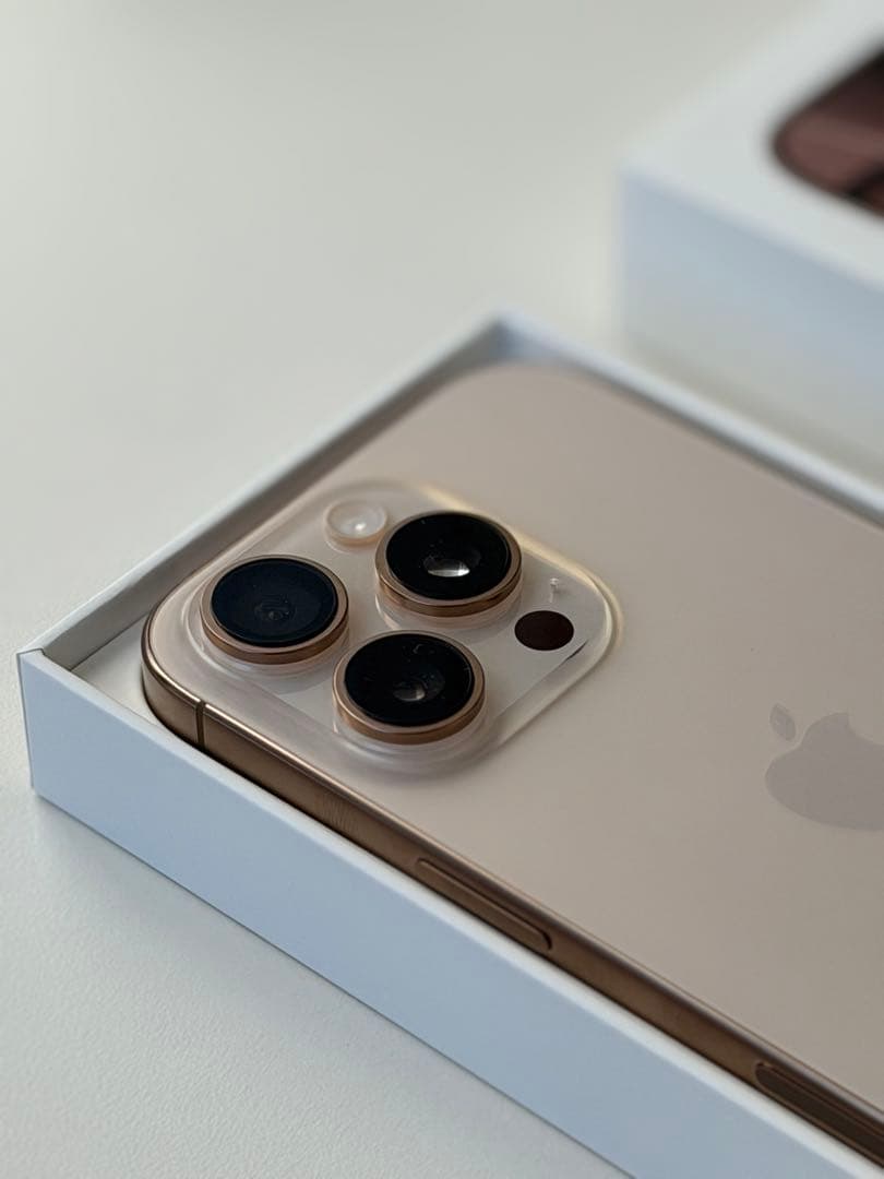 【交換後未使用】iPhone16 Pro 1TB デザートチタニウムSIMフリー