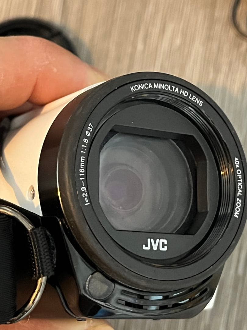 JVC Everio Rエブリオ　白GZ-R470ビデオカメラ