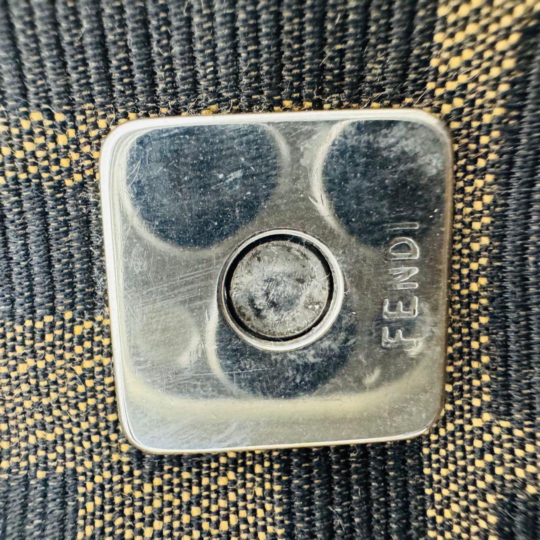 ✨FENDI✨フェンディ✨ズッカ柄✨シルバー金具✨ブラウン✨ハンドバッグ✨