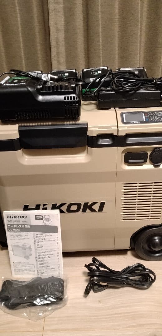 HiKOKI 冷温庫 UL18DC　バッテリー4個付き