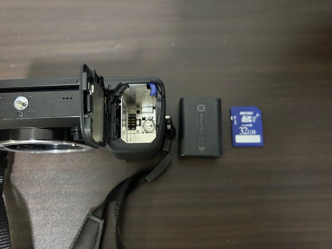 SONY α6000 ミラーレス一眼レフ 本体とレンズセット