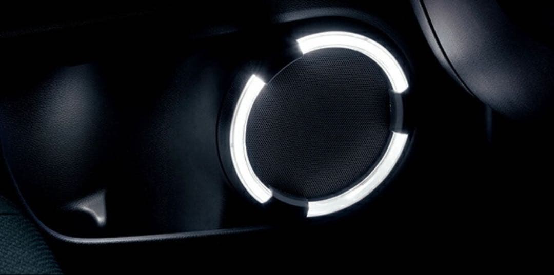 ヴェゼル／純正／LEDスピーカーリング・ドアポケットLED／ホワイト