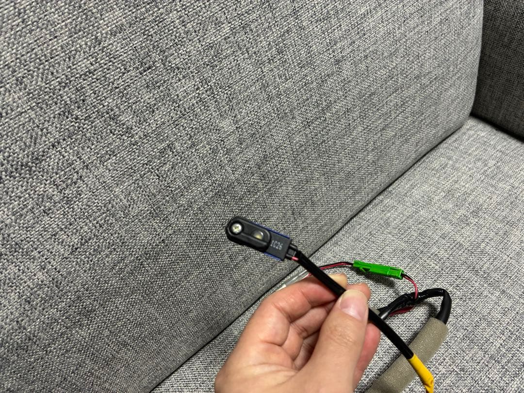 ヴェゼル／純正／LEDスピーカーリング・ドアポケットLED／ホワイト