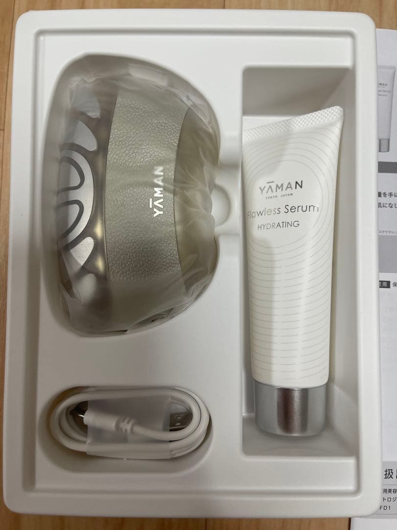 ヤーマン美顔器リフトロジー リフト EMS YJFD1N ゴールド