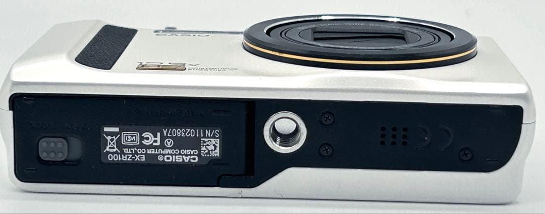 訳アリ品　CASIO コンパクトデジタルカメラ　EX-ZR100 ホワイト