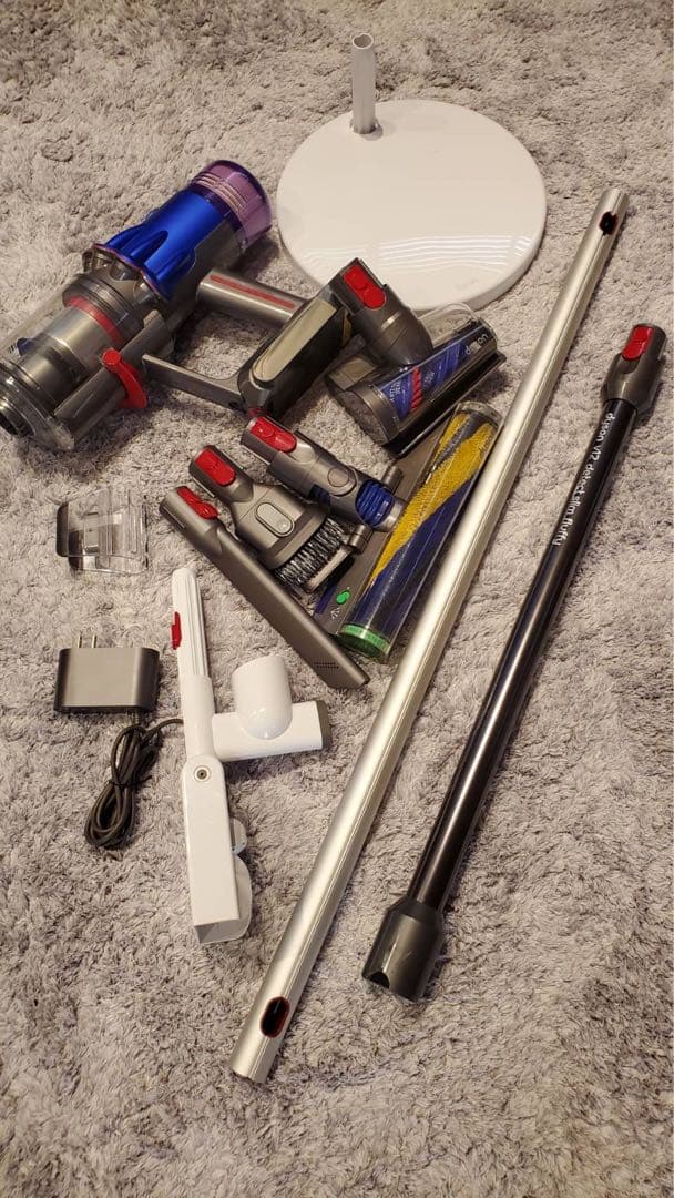 美品☆ダイソンV12 detect slim fluffyコードレス掃除機
