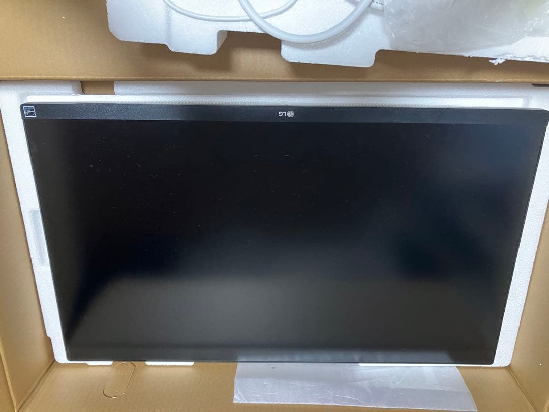 LG 27インチ4Kモニタ27UP600-W