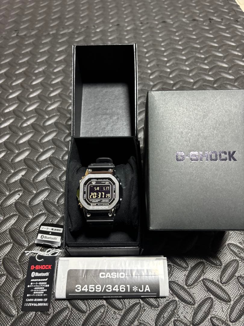 美品　G-SHOCK/GMW-B5000-1JF