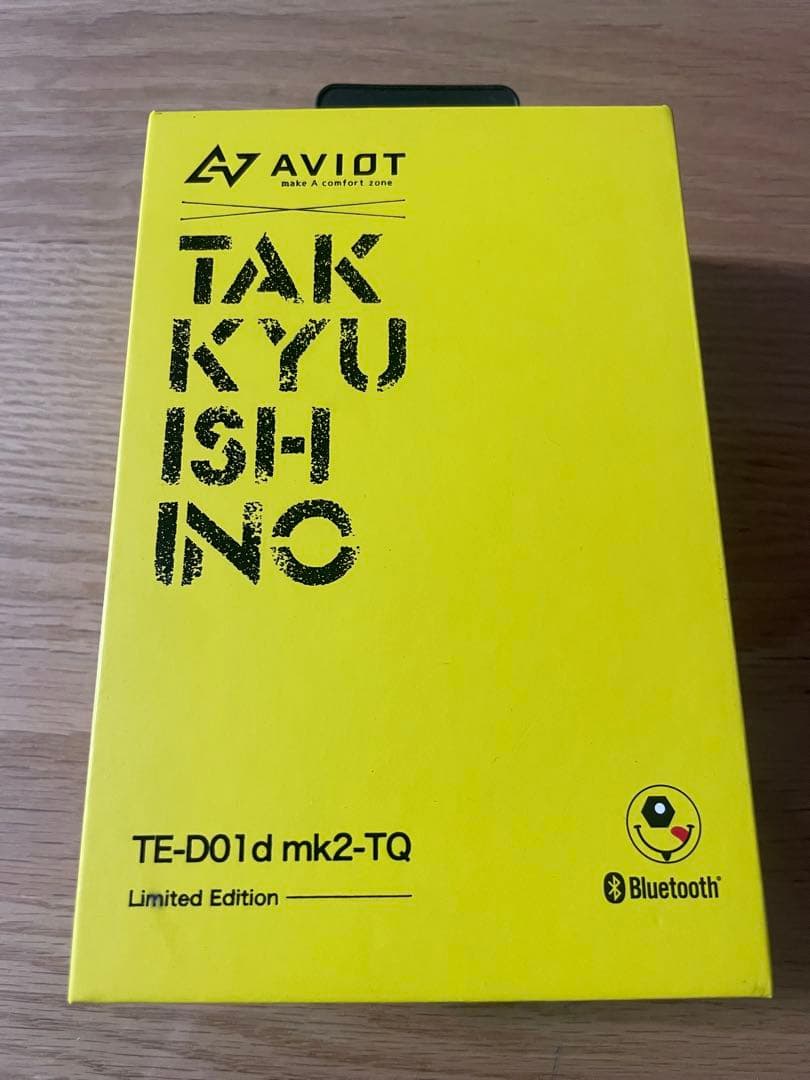 AVIOT イヤホン　石野卓球　コラボ　美品