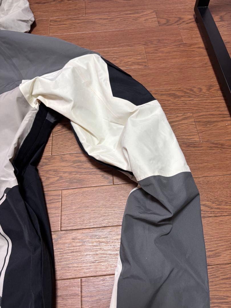 BURTON [ak] GORE-TEXANORAK JACKET バートン