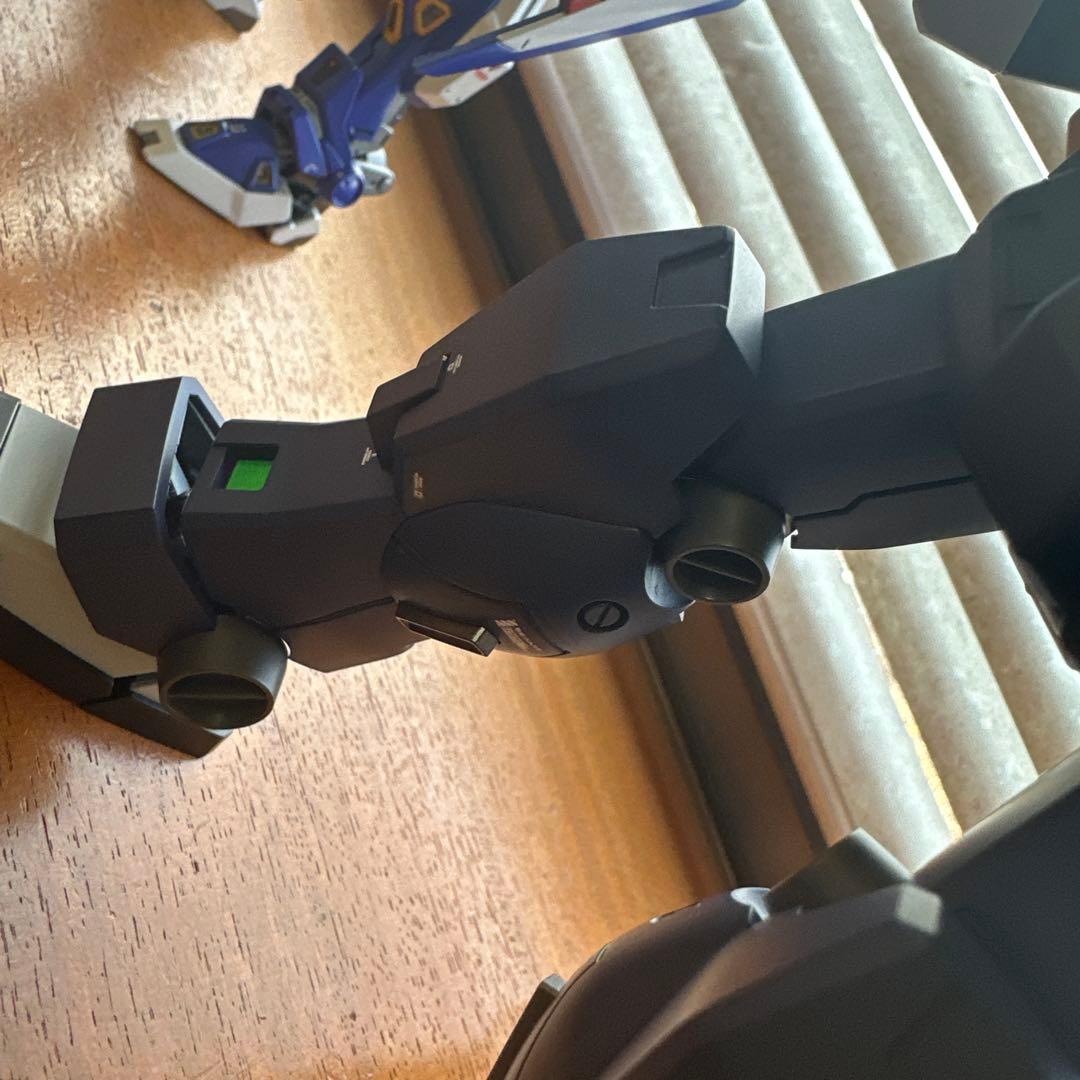 プレミアムバンダイ限定MGガンダムTR-1ヘイルズ2号機アーリータイプ全塗装品