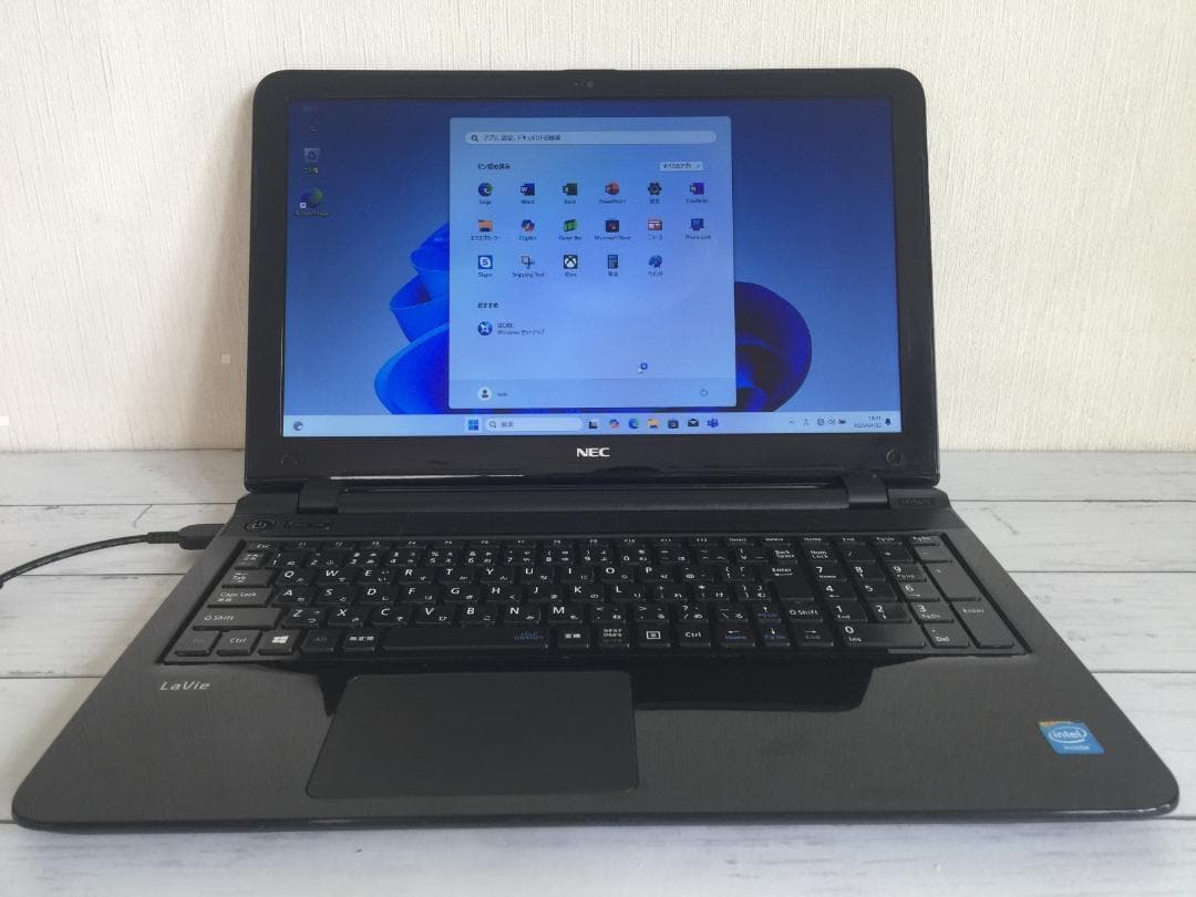 NEC LaVie LS150/SSB 15.6型液晶 フルサイズノートパソコン