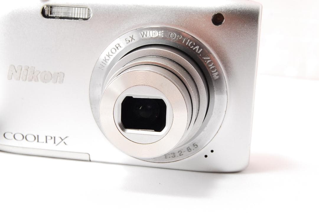 〓コンパクトデジタルカメラ〓Nikon ニコン COOLPIX S2900