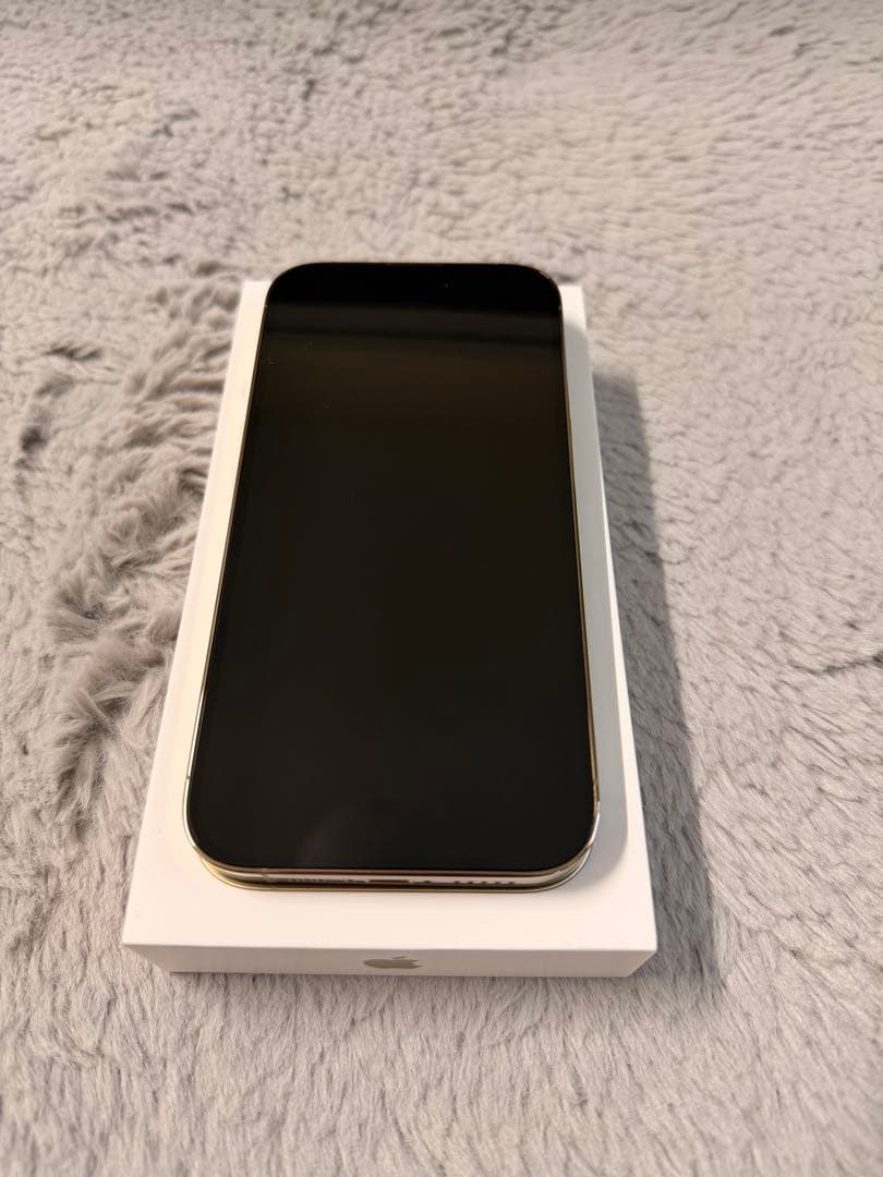 輝*き様 ［美品］Apple iPhone 14 Pro ゴールド 本体128G