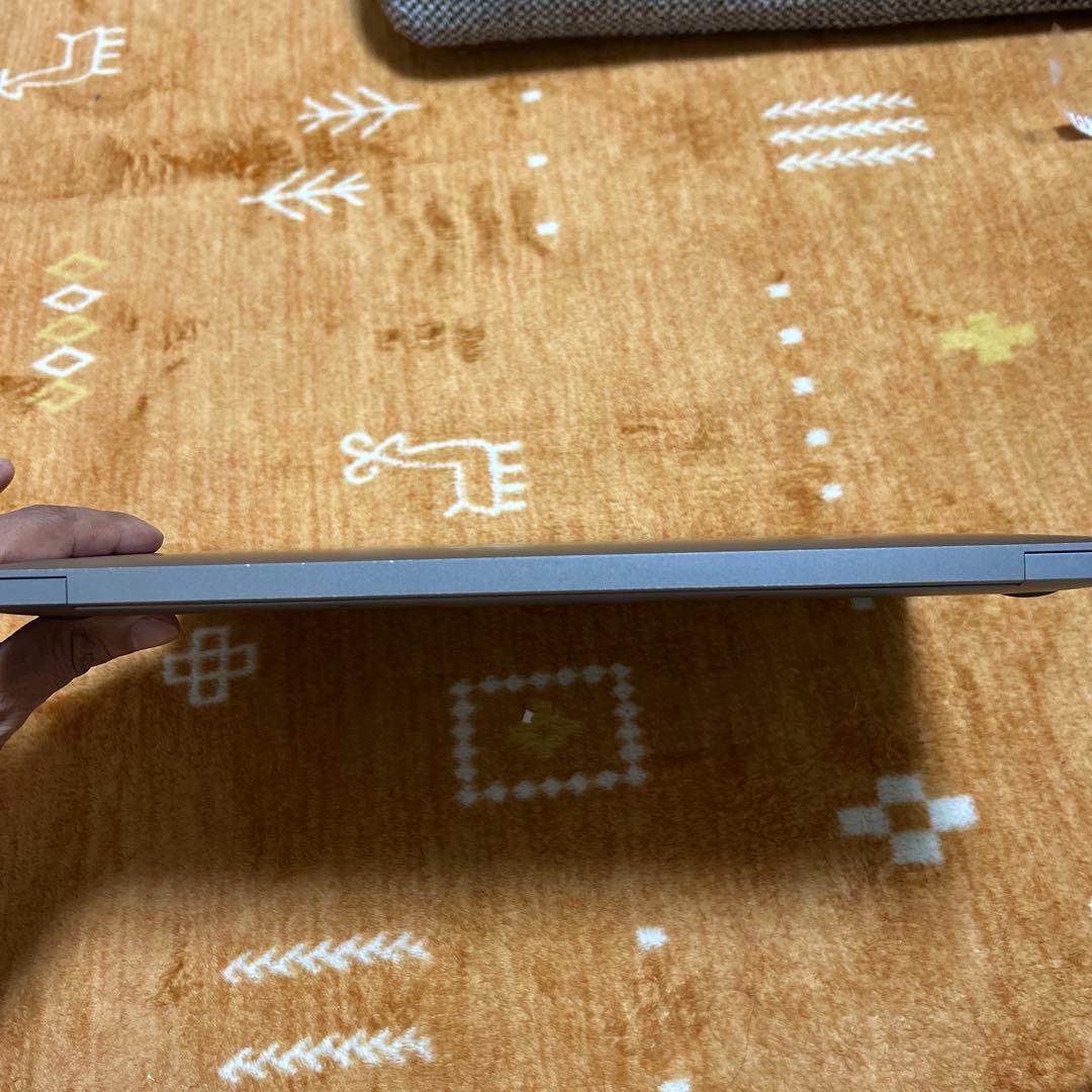 美品MacBook Air 2020 A2337 M1 メモリ16/500GB