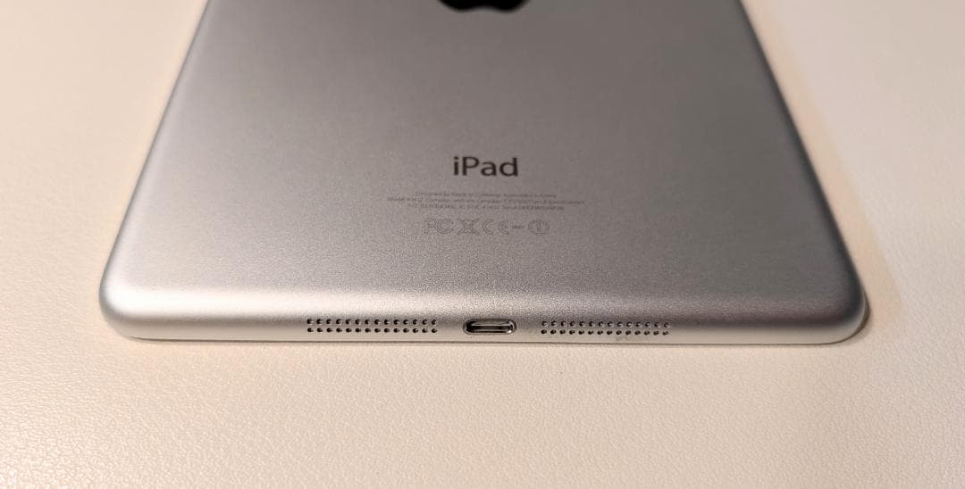 iPad Mini Wi-Fi 16GB MD531J/A ホワイトシルバー