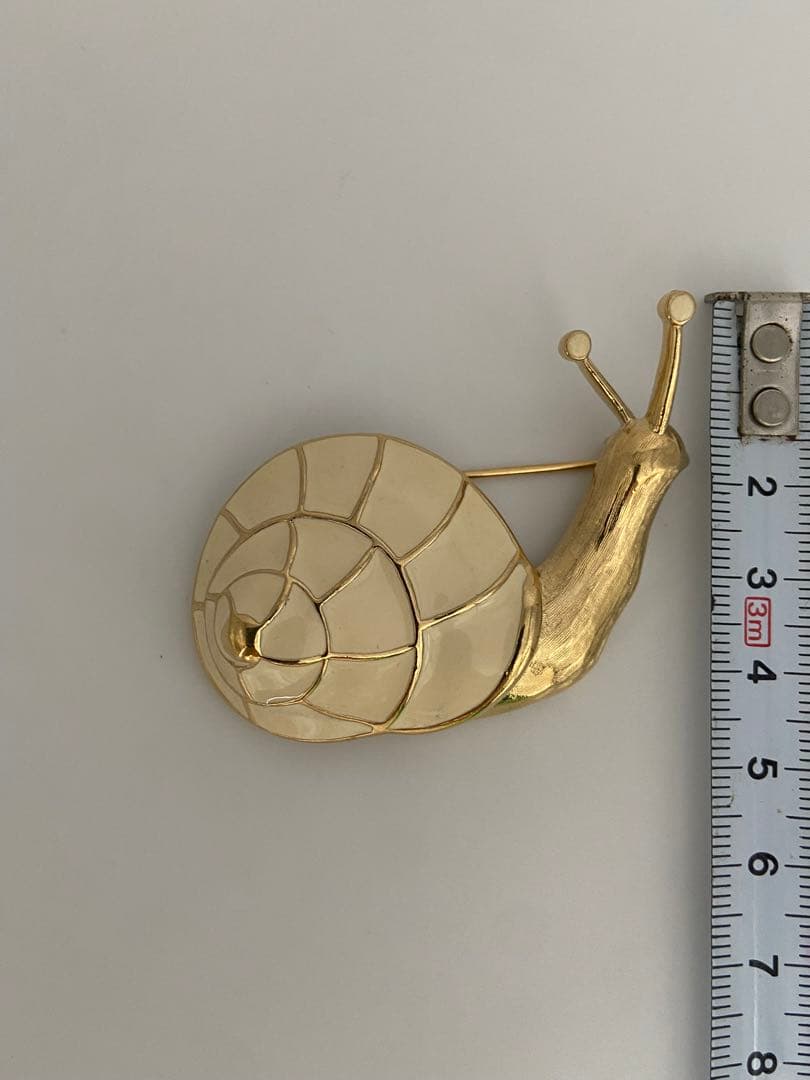 lotuscloud 2522⭐️TRIFARI トリファリヴィンテージブローチ