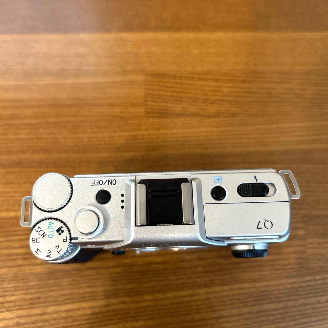 【PENTAX 】【レンズ４つ付き】ミラーレス一眼　Q7 本体　標準　トイレンズ