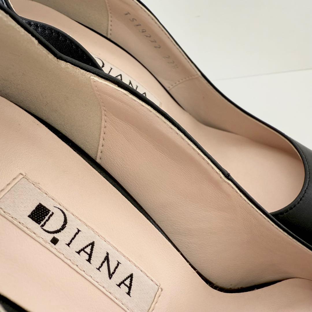 ☆未使用級　DIANA パンプス フラワーカット ポインテッド ダイアナ 黒