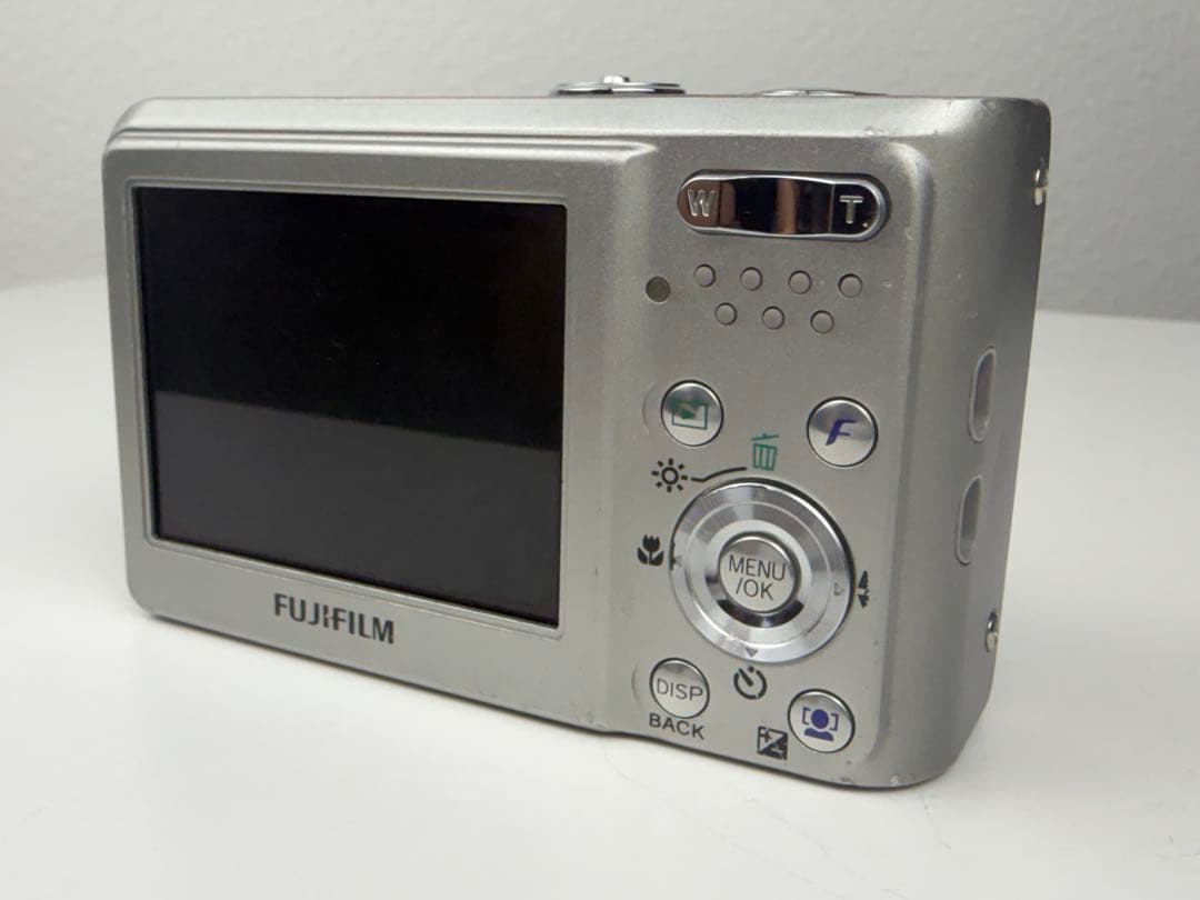 Fujifilm FinePix F31fd シルバー