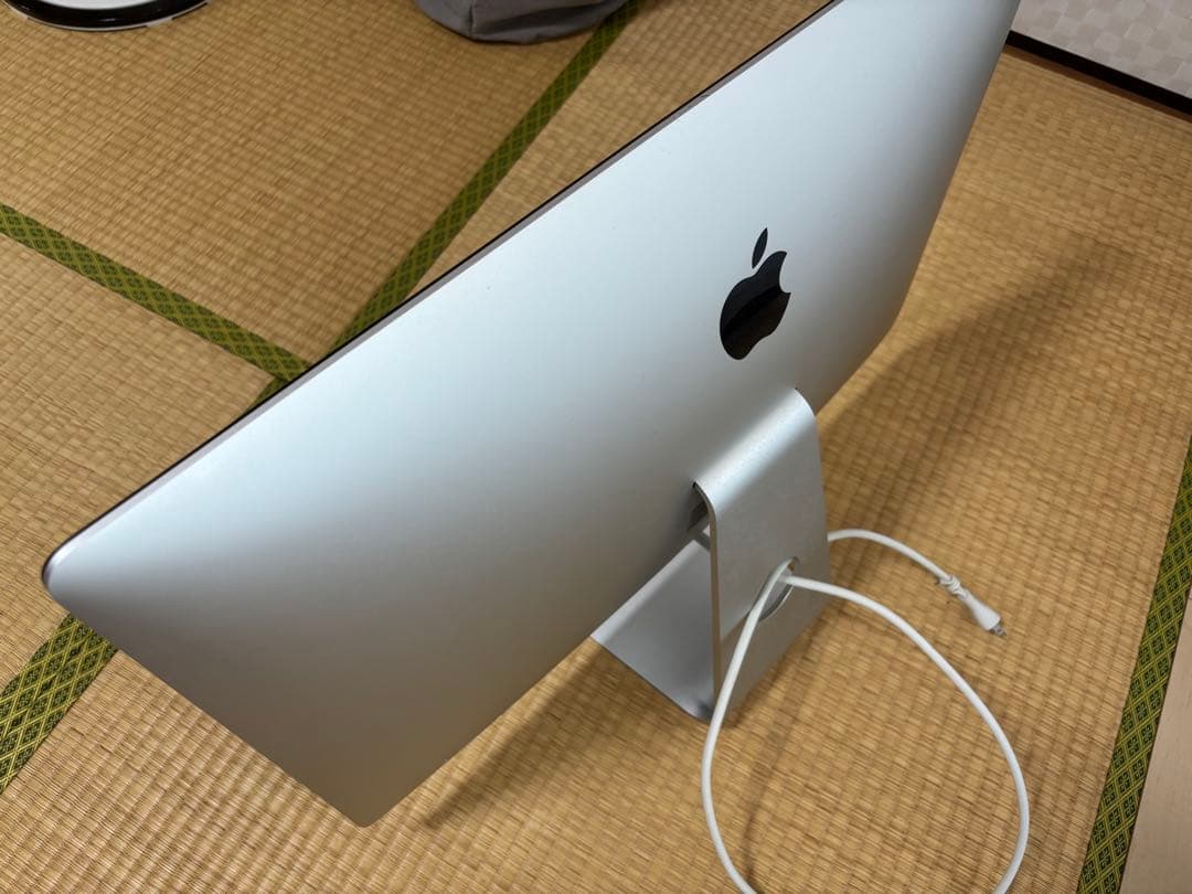 Macデスクトップ Apple iMac 27inch & Apple Magic Keyboard