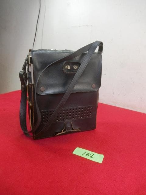 162：SONY ICF-5500　ソニー　ラジオ　ジャンク