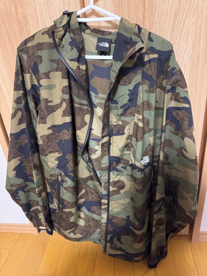 THE NORTH FACE 迷彩 マウンテンパーカー