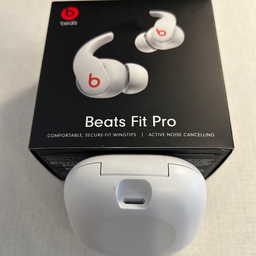Beats Fit Pro ケース+左耳のみ