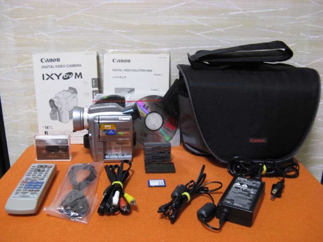 動作OK❗️☆CanonのMiniDV/デジタルビデオカメラ・IXY DV M