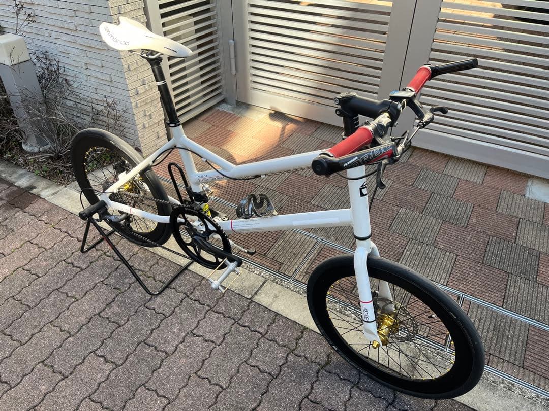 【横浜　手渡し限定】小径自転車 アルミフレーム ディスクブレーキ