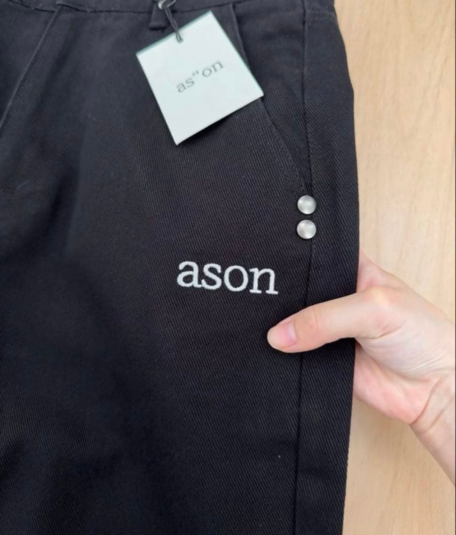 ason ストレートジーンズ