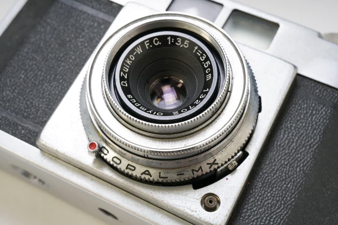 オリンパス　ワイド（OLYMPUS WIDE）オールドカメラ　1955年9月発売