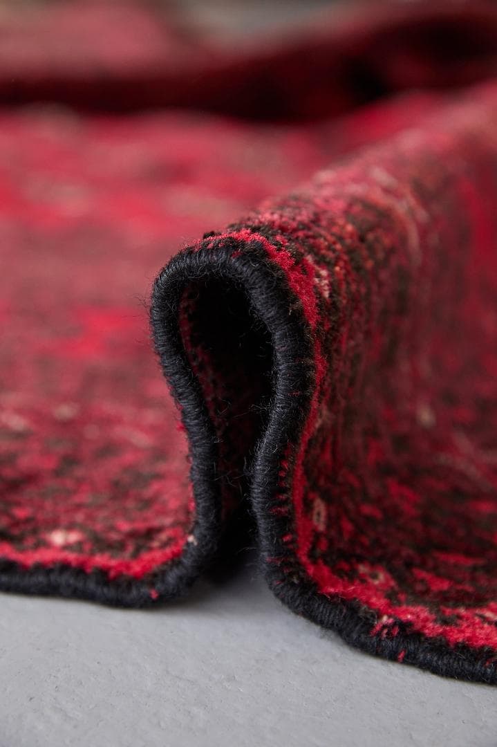 大型ヴィンテージラグ　トライバルラグ　トルクメン族（287×200cm）赤　黒