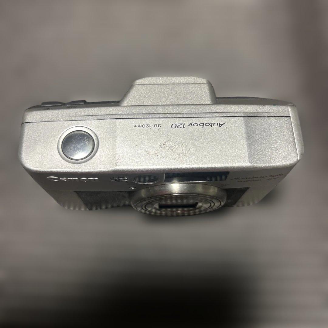 デジタルカメラ1台とフィルムカメラ1台のセット