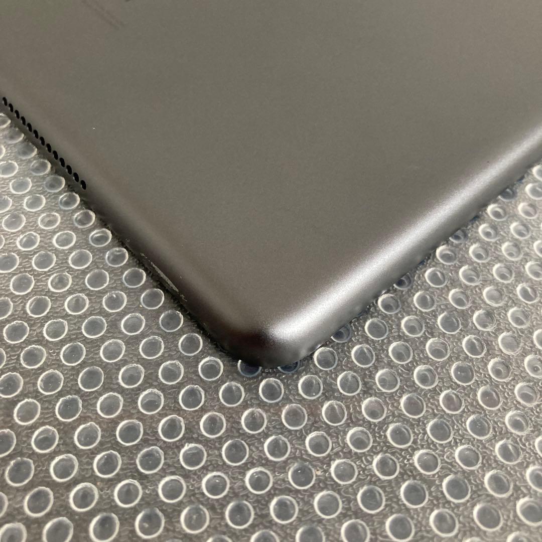 3383【早い者勝ち】iPad7 第7世代 32GB WIFIモデル☆