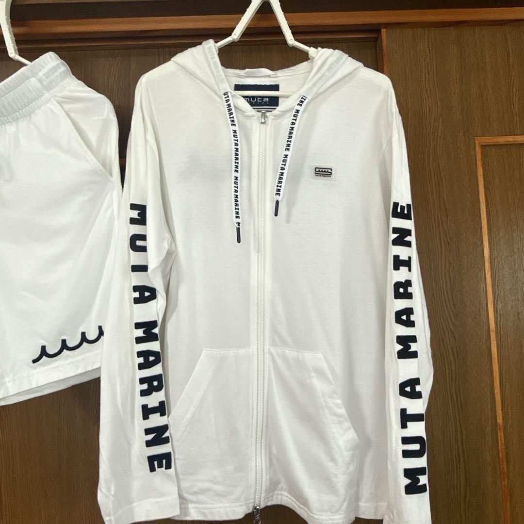 美品　MUTA MARINE フード付きショートパンツセット