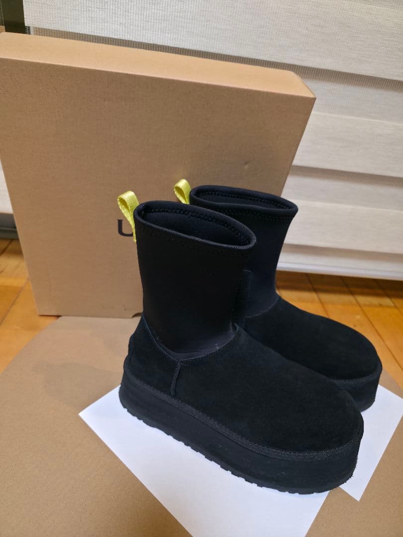 UGG ブラック ムートンブーツ 厚底