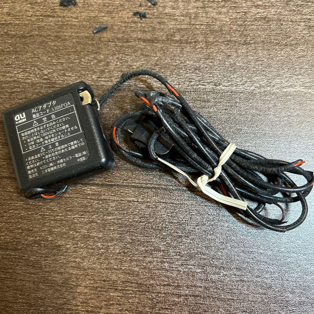 【au】ガラケー 初代 INFOBAR NISHIKIGOI