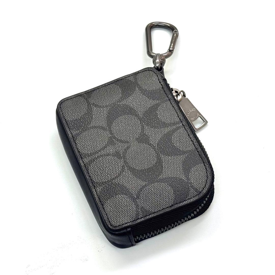 COACH コーチシグネチャーLジップ￼ケース/スマートキーケース