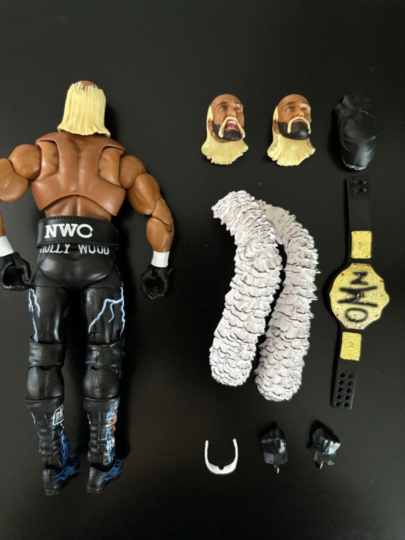 WWE Elite Ultimate Hulk Hogan ハルク•ホーガン