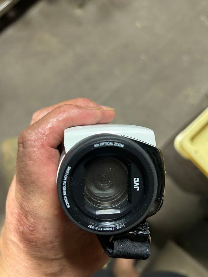 ビデオカメラ JVC Victor Everio GZ-R470-W