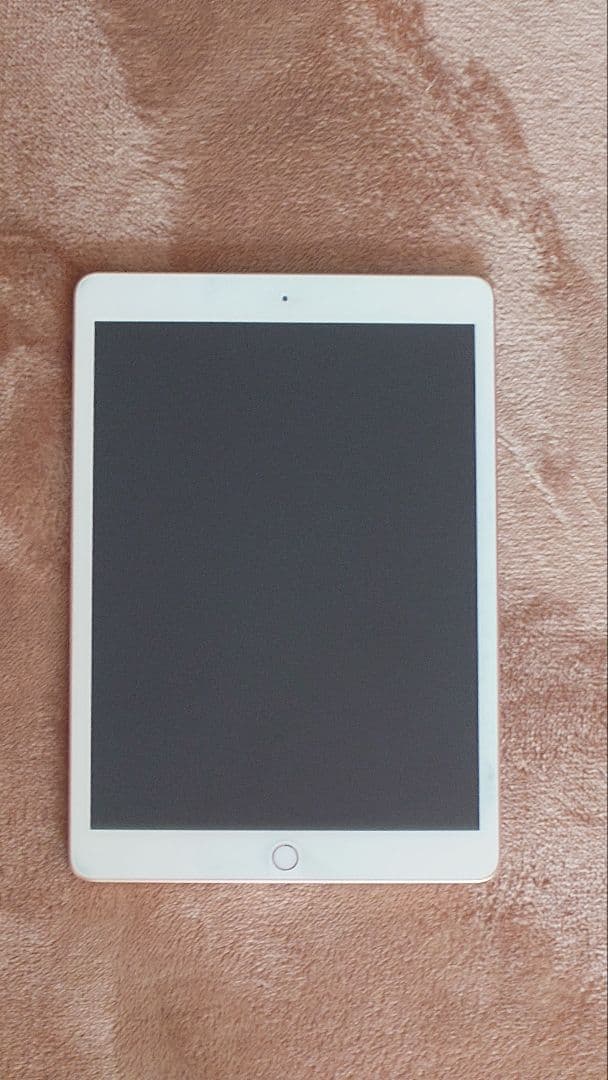 iPad7 第7世代 32GB WIFIモデル Smart Keyboard