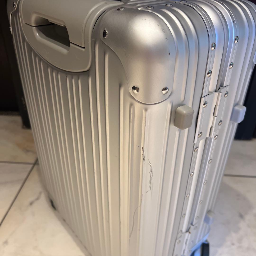 Mercedes シルバーキャリーケース 中型