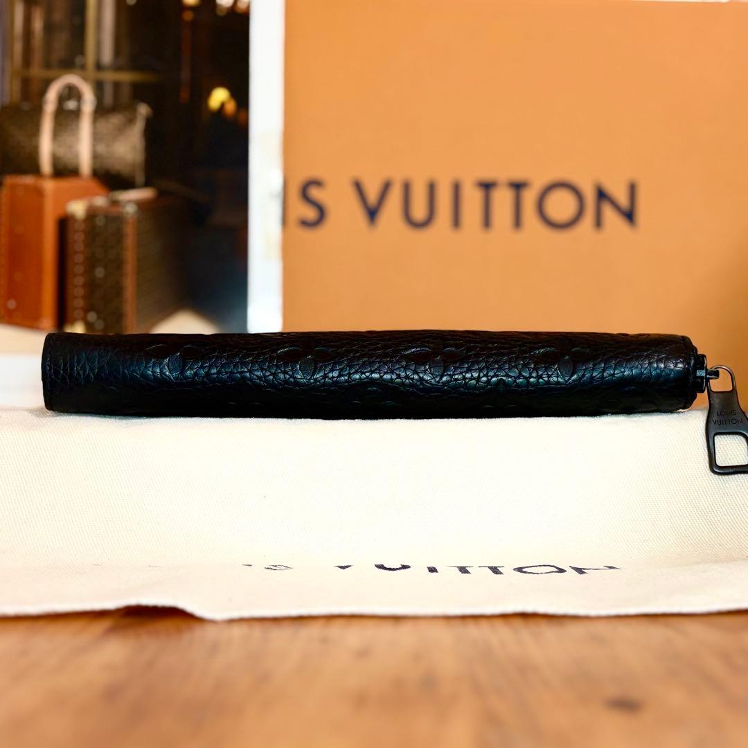 ルイヴィトン　トリヨンアンプラントヴェルティカル　ジッピーウォレットM69047