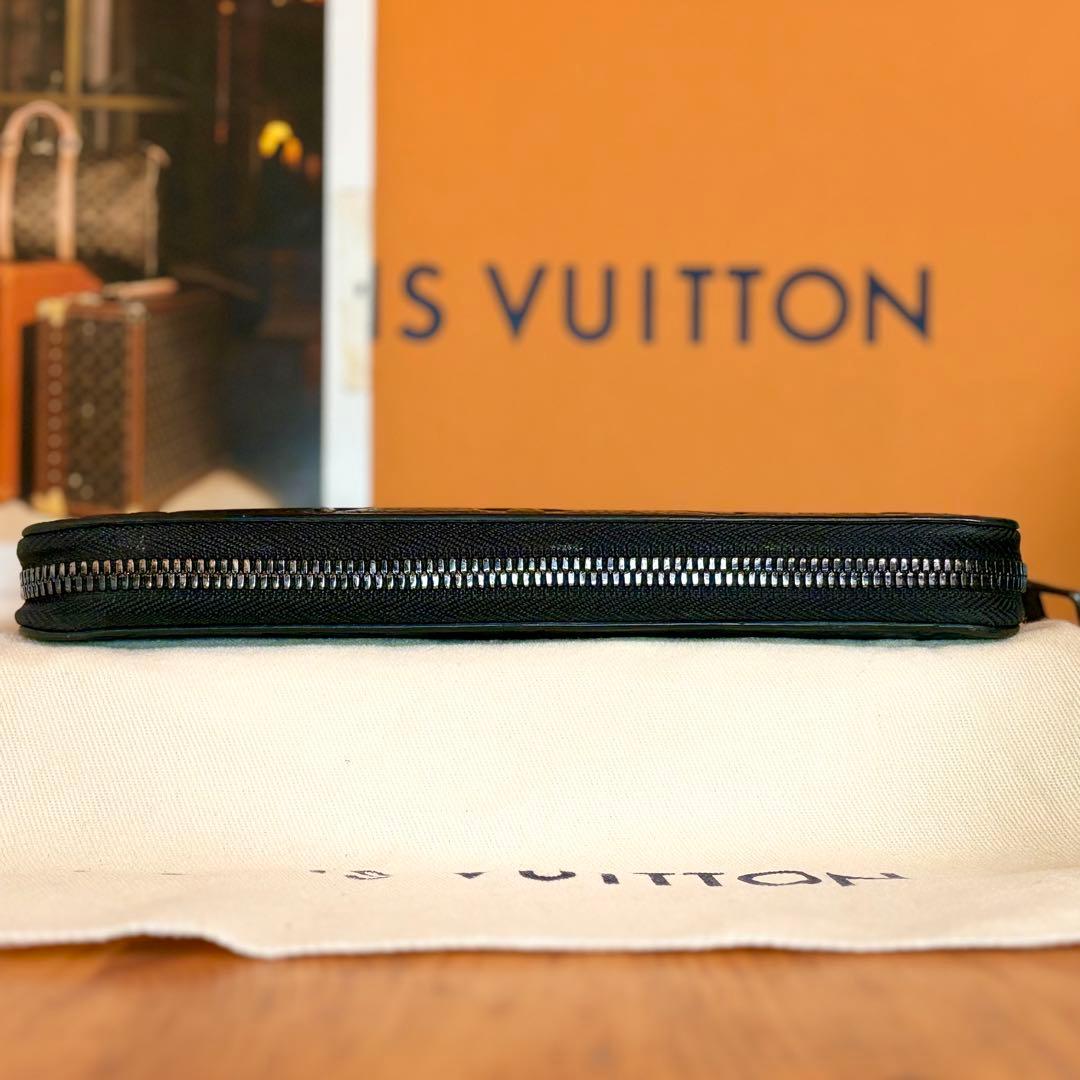 ルイヴィトン　トリヨンアンプラントヴェルティカル　ジッピーウォレットM69047